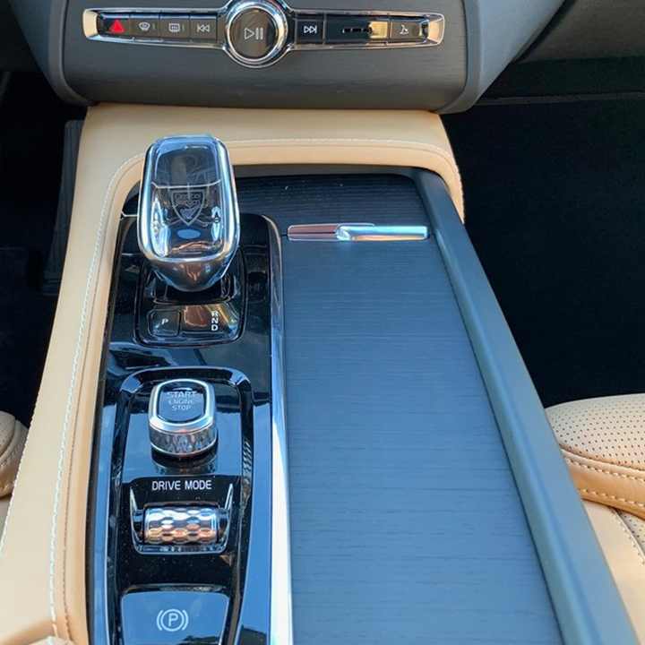 β‘π WIRELESS CHARGER FOR VOLVO β FAST, CLEAN & SEAMLESS πβ‘